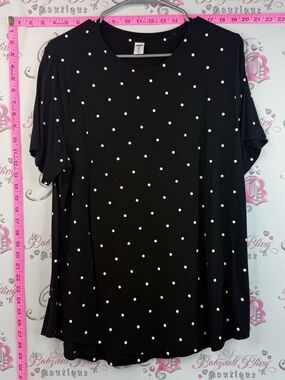 Old Navy T-shirt, luxe Black Polka Dot Short Sleeve Women’s Top